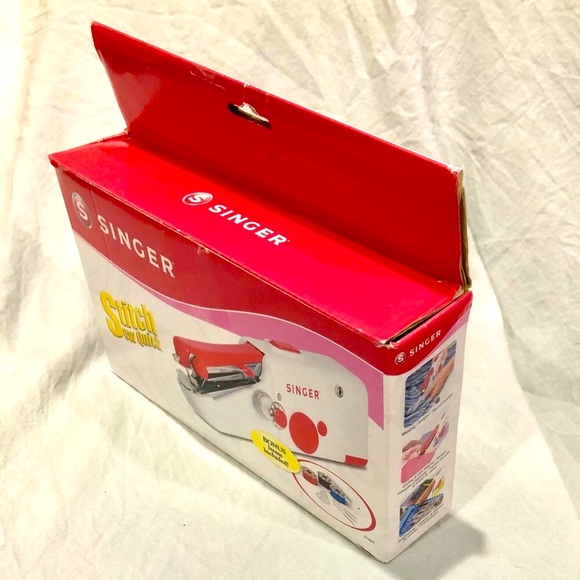 🛍️🧵 SINGER Stitch Sew quick Portable Handheld Sewing Machine model 01663 NWT - Picture 4 of 12
